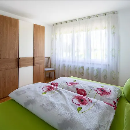 Apartment Winzerhof Henkenberg
